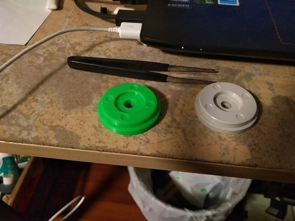 Thorens TD-165 Plastic 45 RPM Adapter