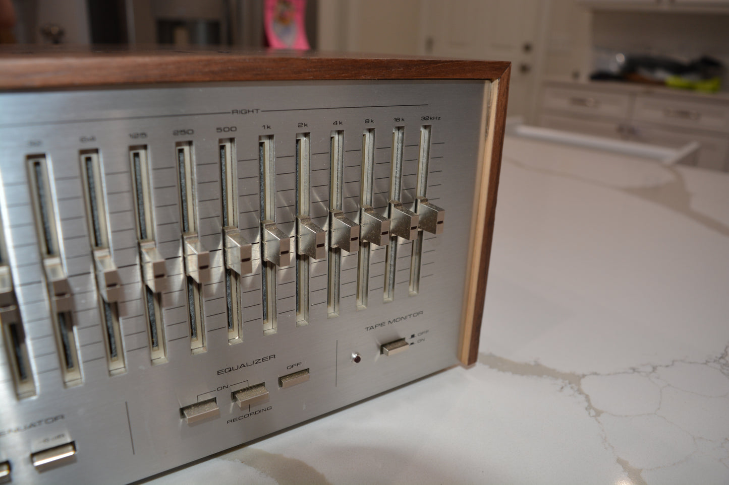 Custom Walnut Wood Case for Pioneer SG-9500 Equalizer
