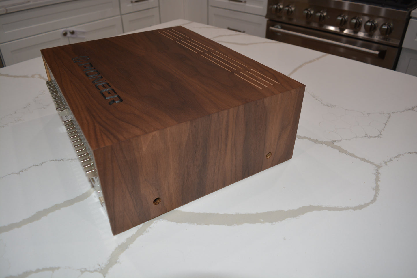 Custom Walnut Wood Case for Pioneer SG-9500 Equalizer