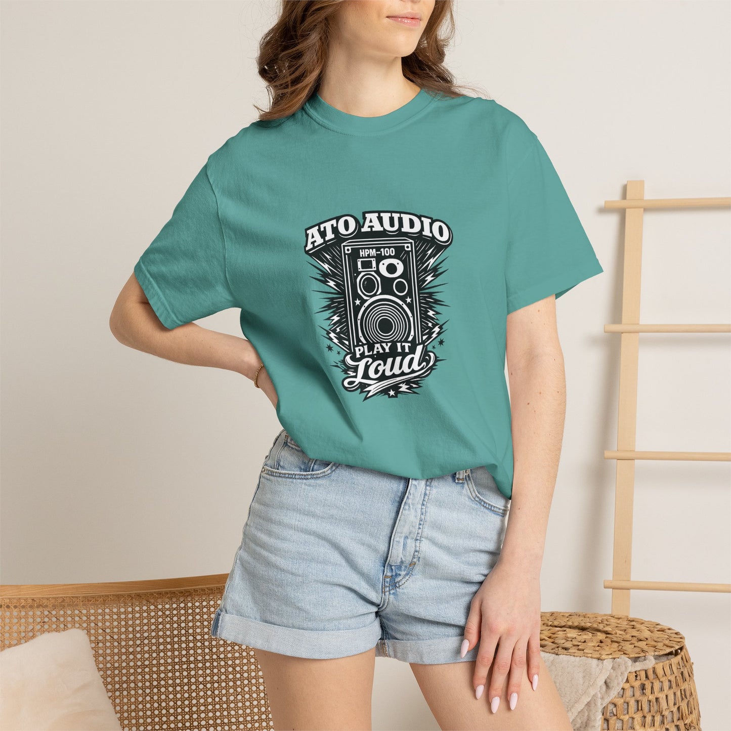 Audio Speaker Vintage T-Shirt — "Play It Loud" Graphic Tee
